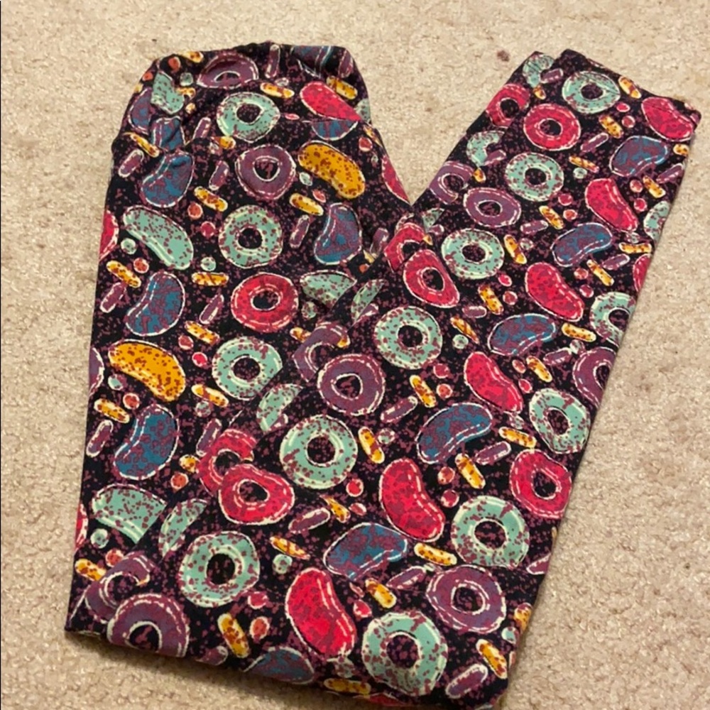 Lularoe one size candy leggings